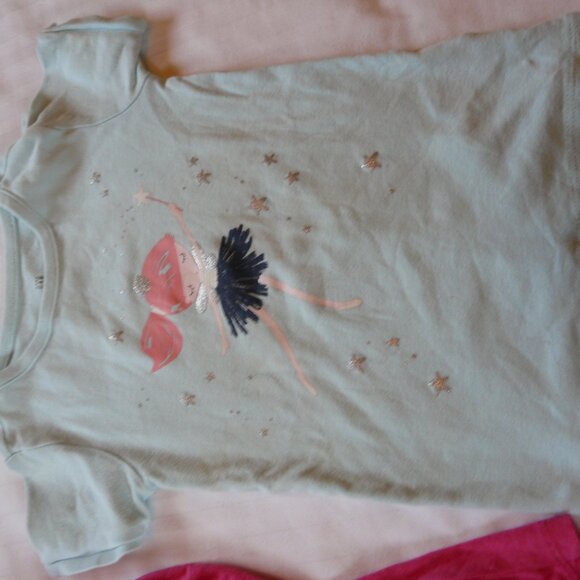 Lot Girls Shirts , Body Glove, Gap, Kids Headquarters - Size 4 - Picture 6 of 10